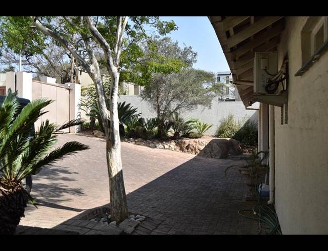 FARM FOR SALE IN BRYANSTON